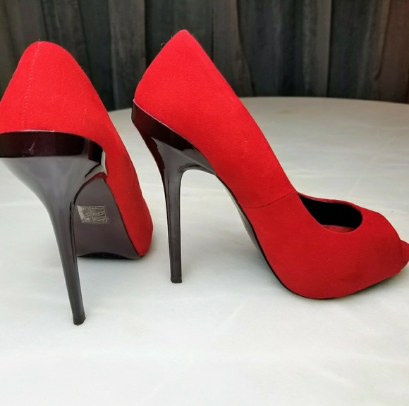 ALDO Red Peeptoes - Picture 3 of 4